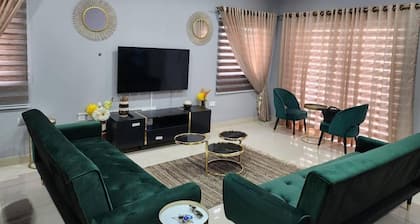 Spacious Luxury 3bed Hse in Tema - Netflix, Wi-fi