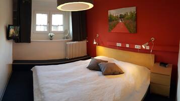 4 Schlafzimmer, kostenloses WLAN, BettwÀsche