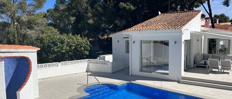 Piscina a l'aire lliure