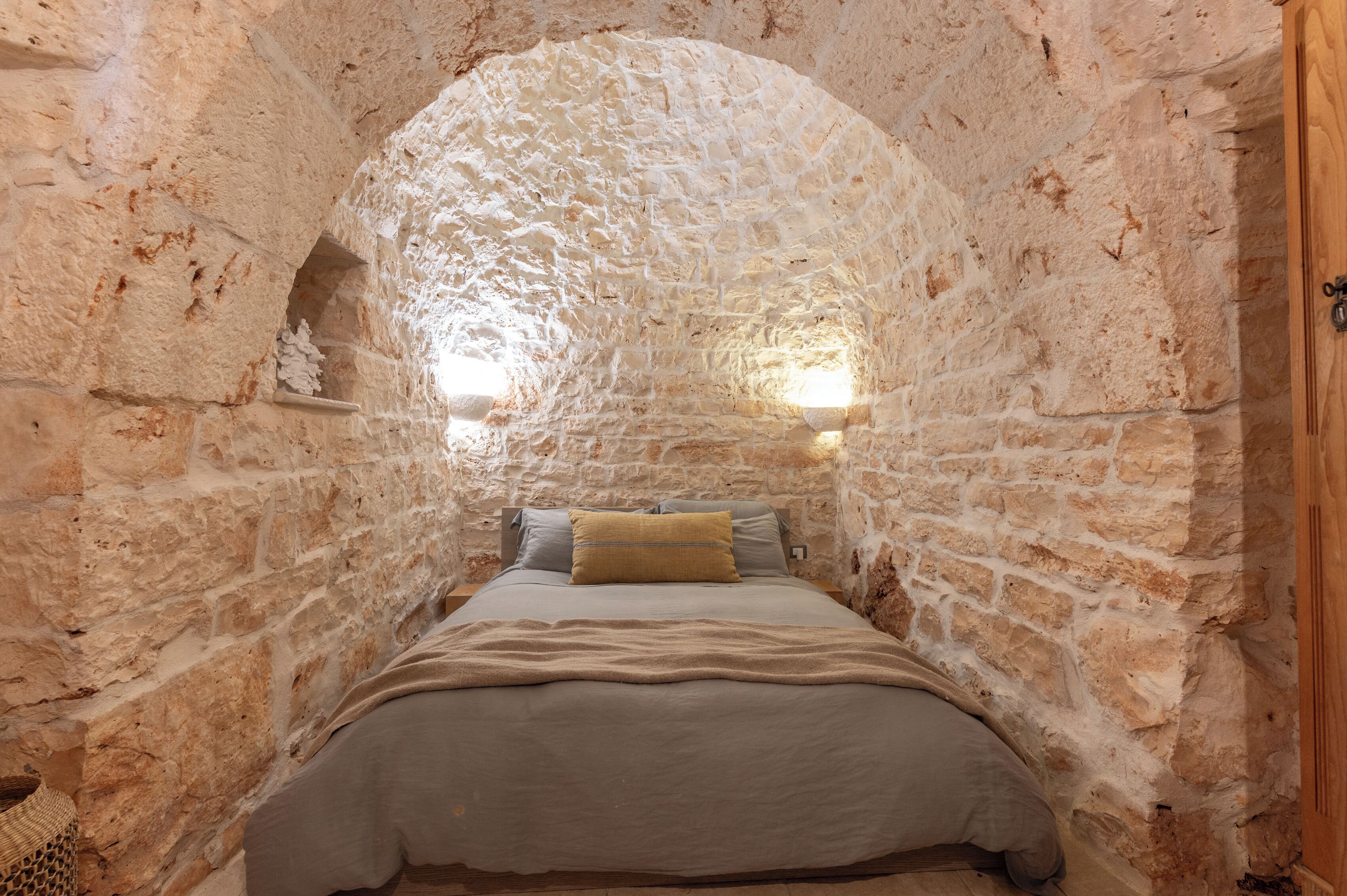 7 chambres, fer et planche à repasser, lit parapluie, Wi-Fi gratuit