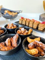 Desayuno buffet diario (EUR 16.65 por persona)