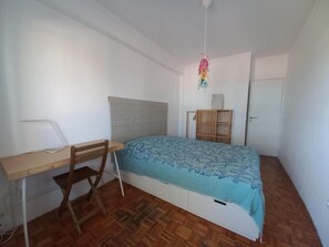 2 soverom, reiseseng for barn, wi-fi (inkludert) og sengetøy