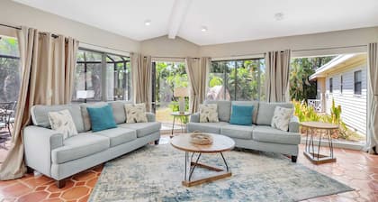 A Private Oasis Complex in Naples