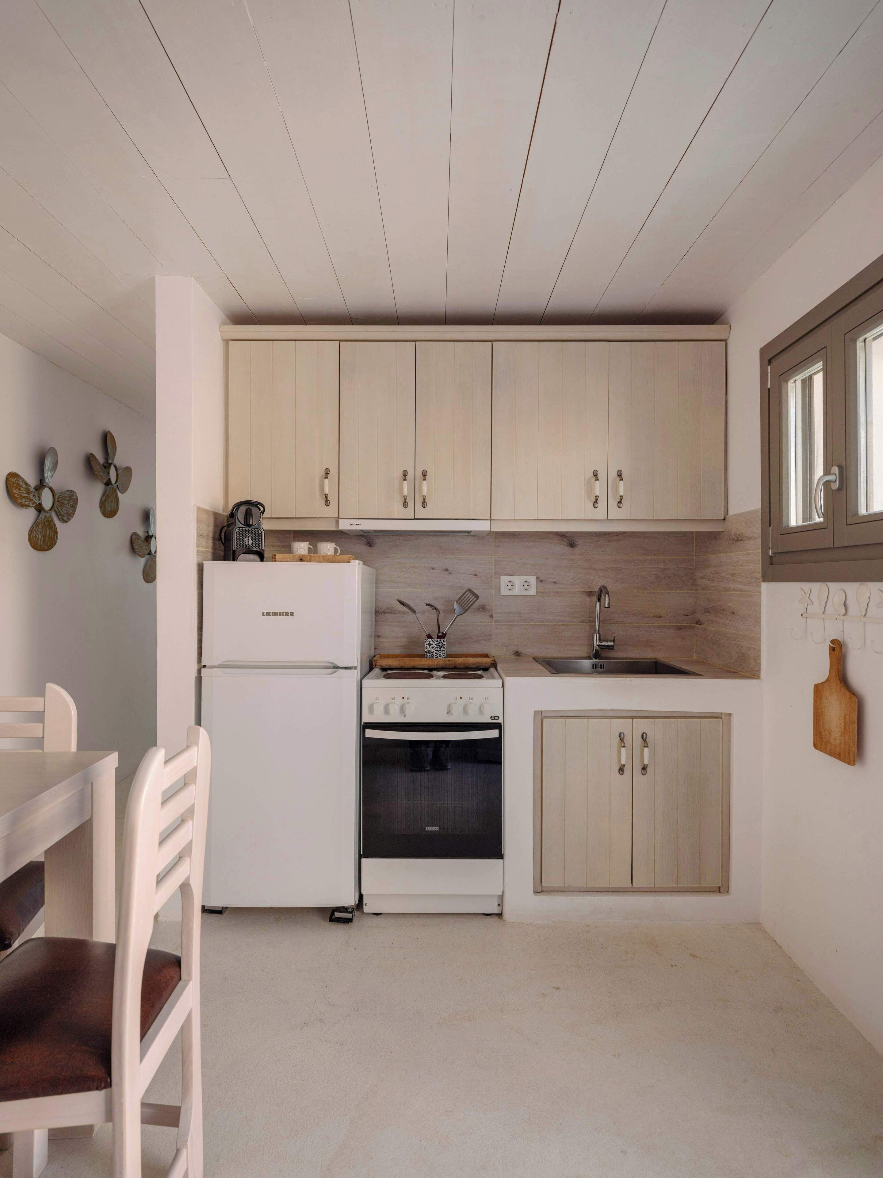 Køkkentøj/tallerkener/redskaber