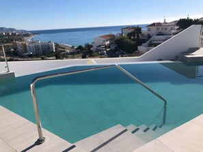 Utomhuspool