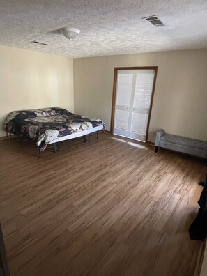 3 chambres, draps fournis