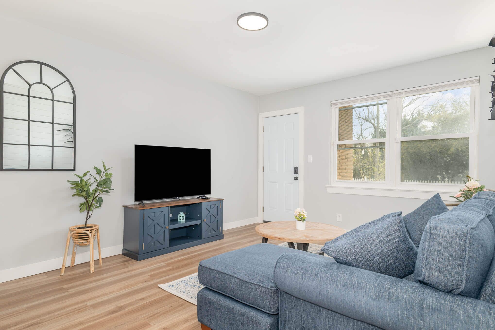 2BR Ocean Oasis Suite | Beach | Pool