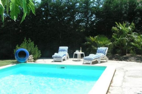 Pretty villa with private pool