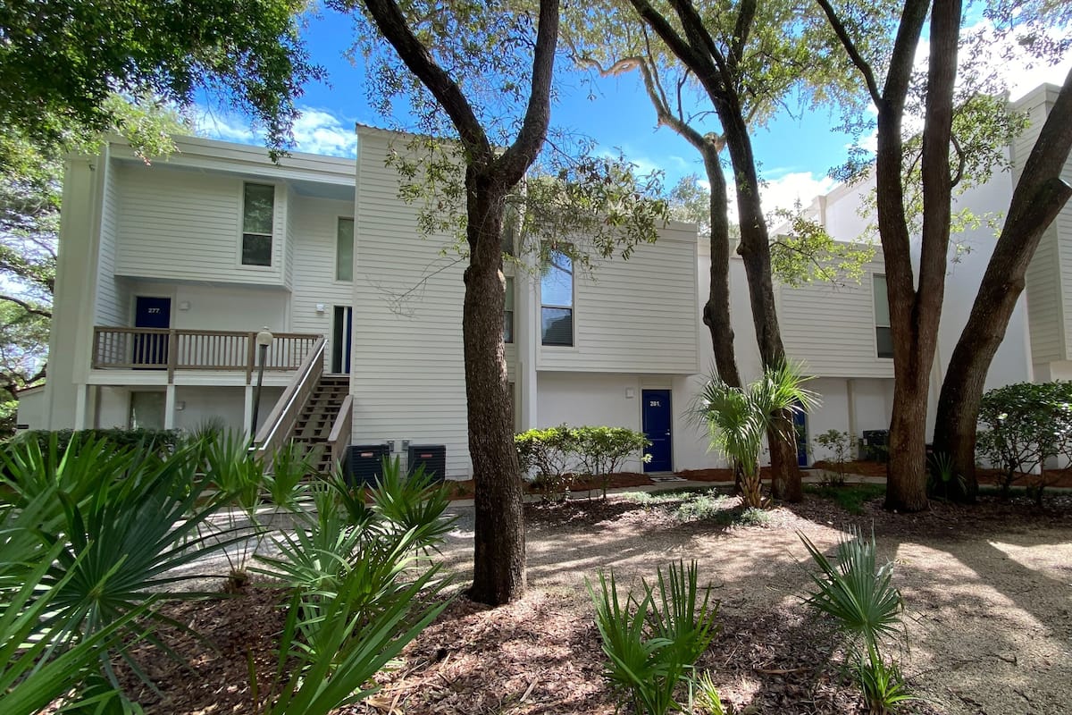 Condo, 2 Bedrooms | Exterior