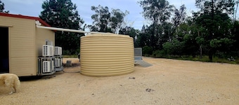 Bush getaway -technology free, soaking up the Aussie Bush