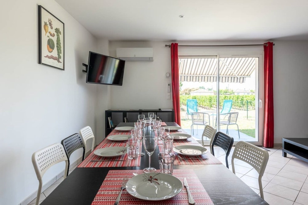 Villa, composed of a 1 bedroom,