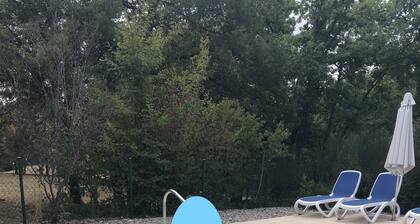 Fully-equipped, renovated chalet near Souillac in the Dordogne