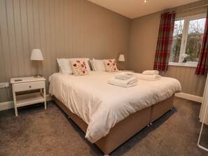 2 bedrooms, individually decorated, individually furnished, free WiFi - Holly Lodge (Preston)