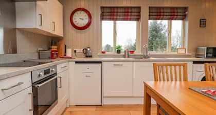 Holly Lodge