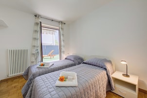 2 quartos, Wi-Fi de cortesia, roupa de cama