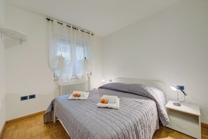 Familie appartement, meerdere slaapkamers (Casa Karin) | 2 slaapkamers, gratis wifi, beddengoed