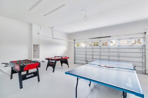 Pelihuone