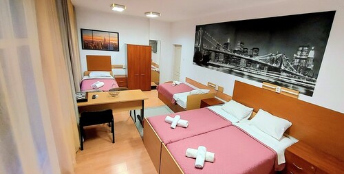 Apartment for 6 guests "Zory&Christo's place"