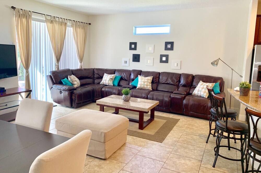 Solterra Resort 743 - Six Bedroom Villa, Sleeps 18