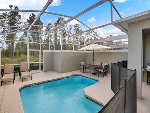 A heated pool - Last Minute Disney Getaway! Private Pool & Themed Bedrooms. Book Now! #65717 (Orlando)