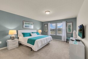 5 habitaciones, tabla de planchar con plancha, wifi y ropa de cama 