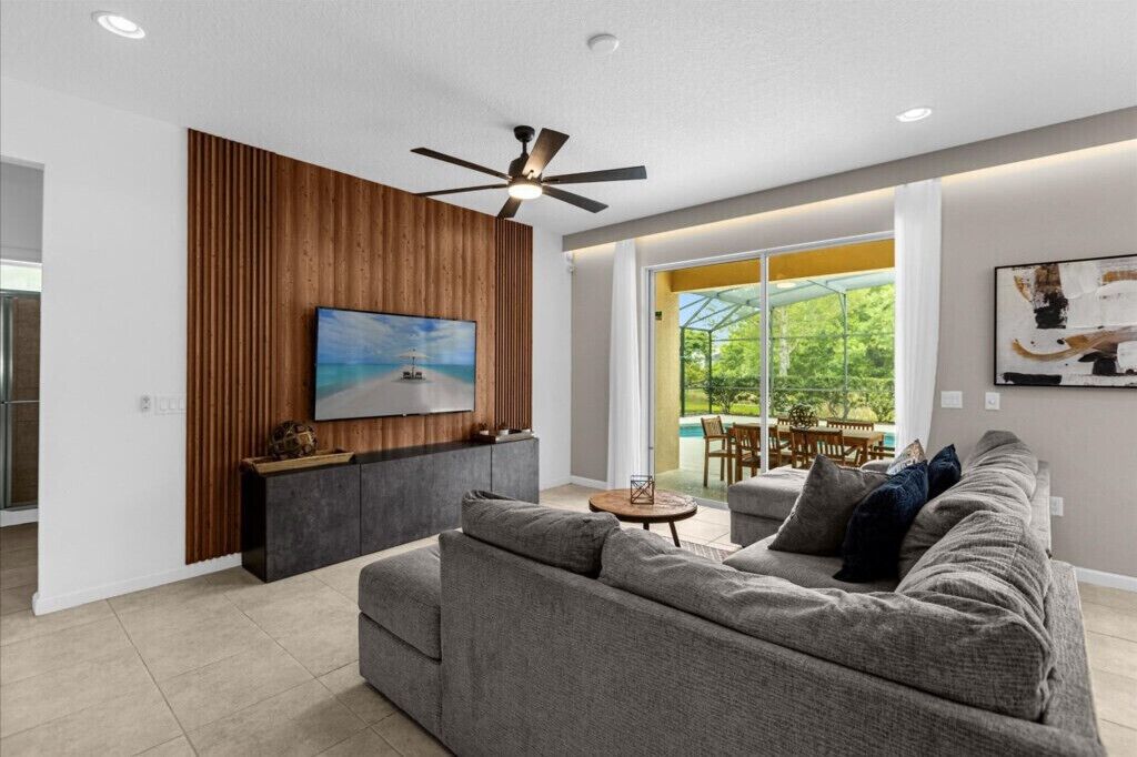 TV connectée, table de tennis de table