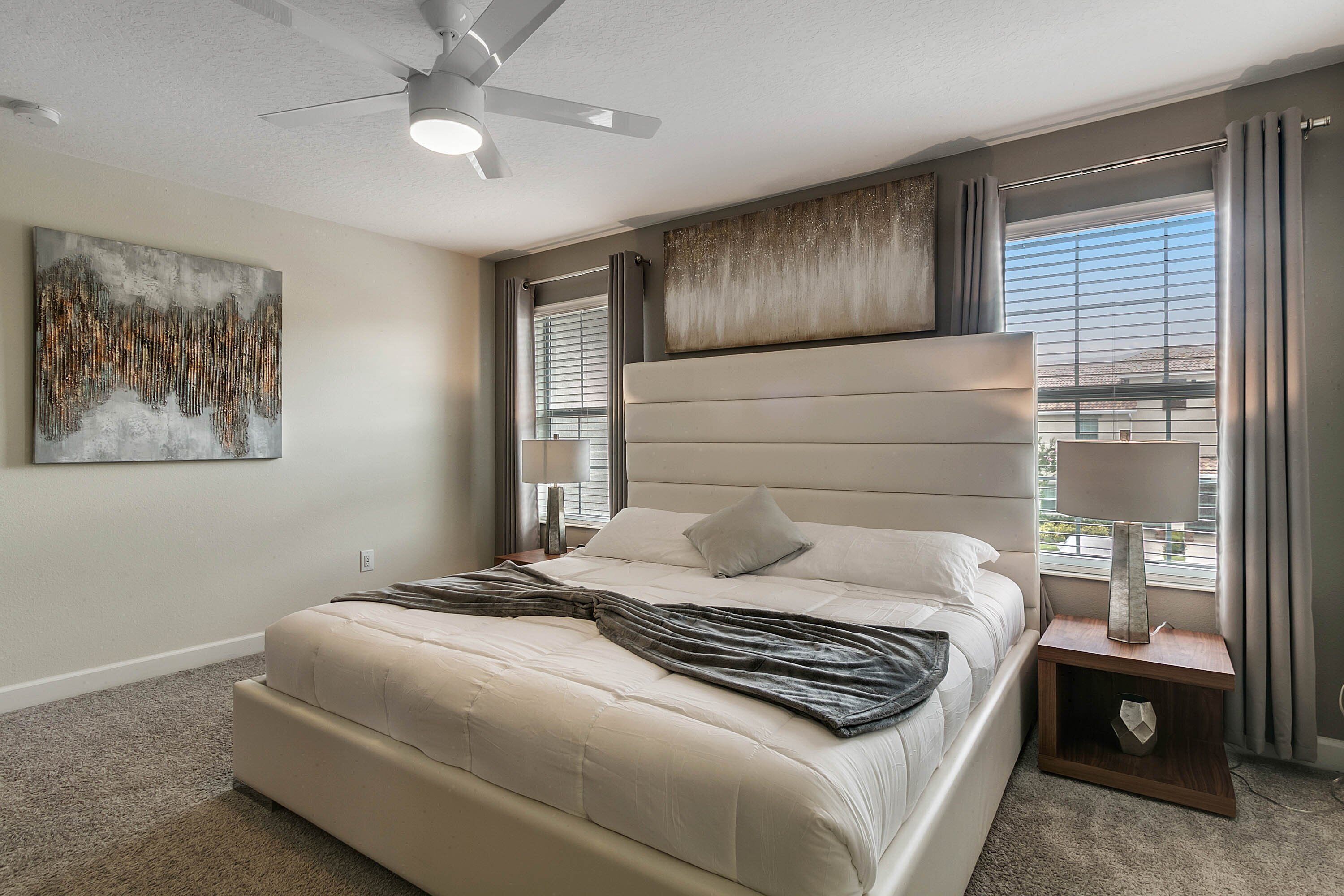 4 chambres, fer et planche à repasser, Wi-Fi, draps fournis