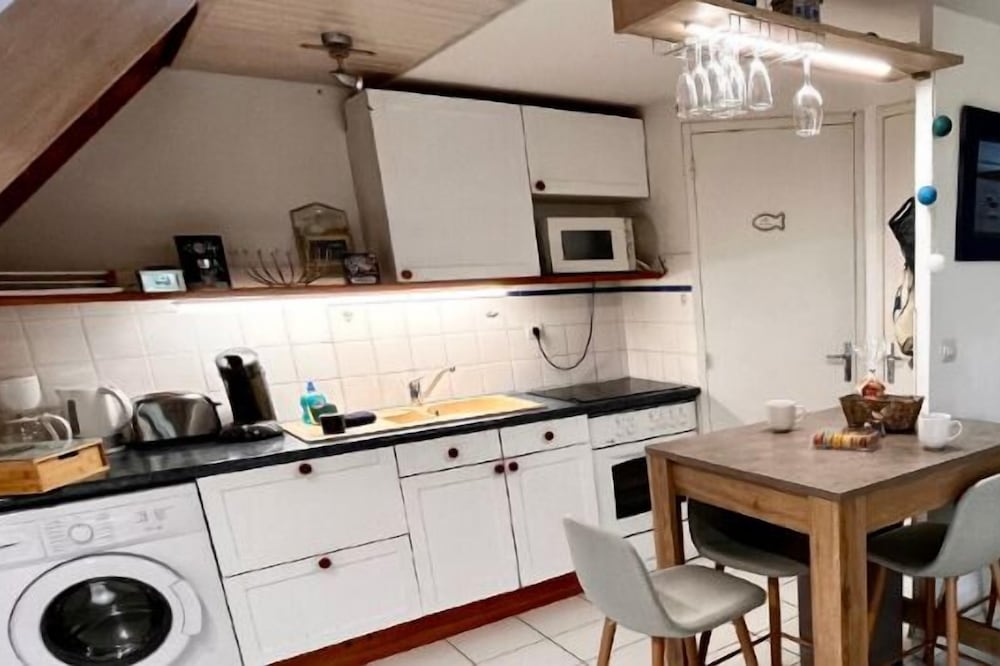 Keraven, charming maisonette, shared swimming pool