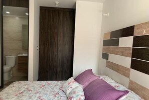 3 bedrooms, free WiFi, bed sheets