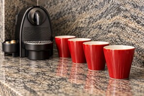 Coffee and/or coffee maker - Sweett | Eixample 4D (Barcelona)