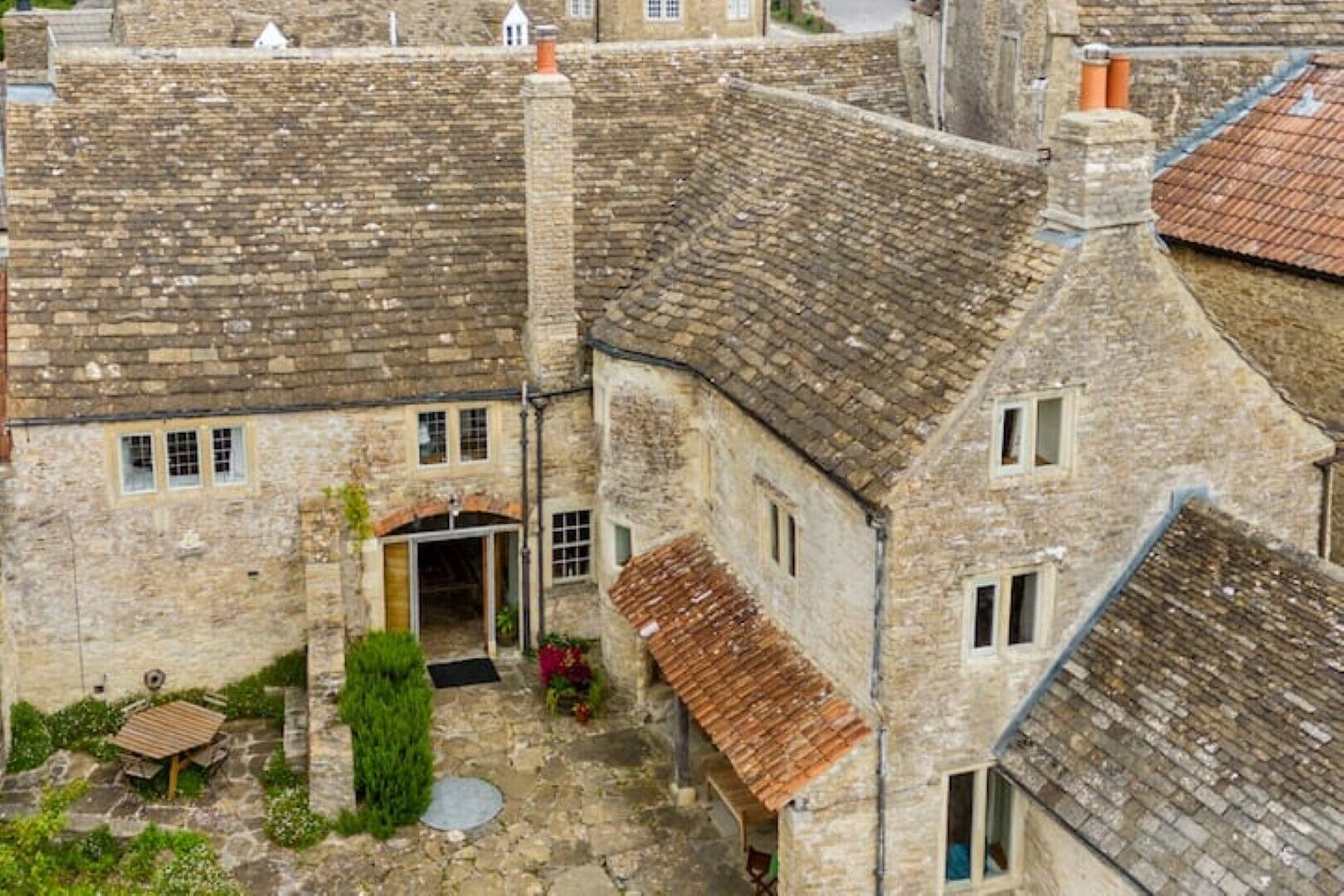 Historic Malthouse Village location nr Bath sleeping 7-14