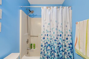 Towels - 36 Rabbit Run Lane by Seaside Vacations & Sales (Ocean Pines)