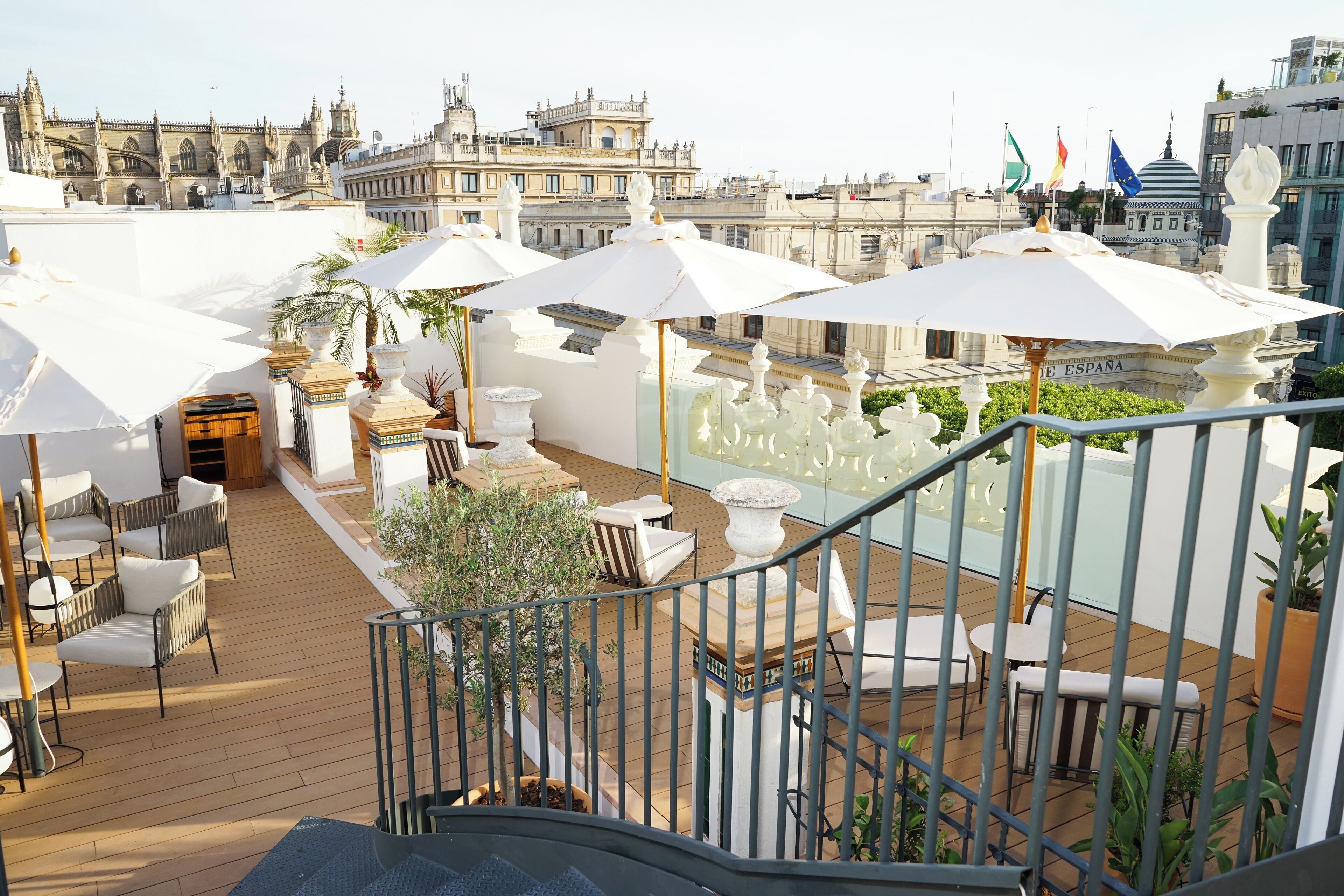 Photo - Mercer Plaza Sevilla 5 GL