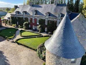 Exterior - Manoir de la Bégaudière (Mont-Dol)