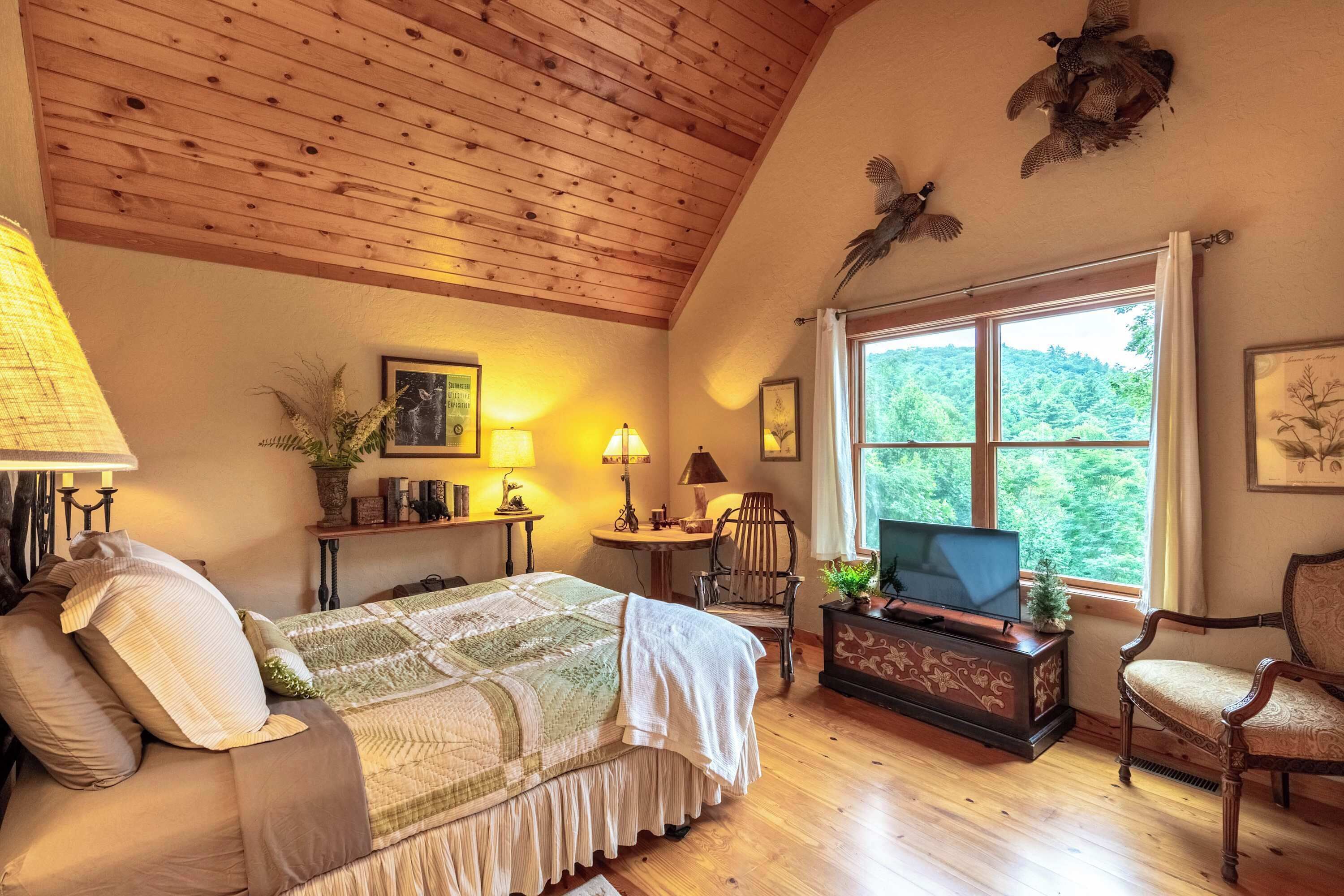 3 slaapkamers, reisbedje, wifi, beddengoed