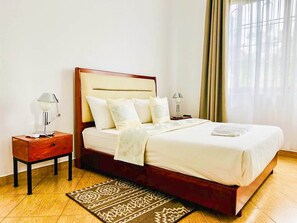 5 chambres, draps fournis