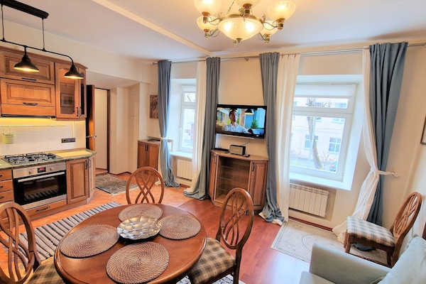 Comfort Apartment | 1 bilik tidur, dihias secara berasingan