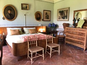 5 bedrooms, desk, free WiFi, bed sheets - Palazzo Rosati 1701 - Charming on Lake Como (Bonzanigo)