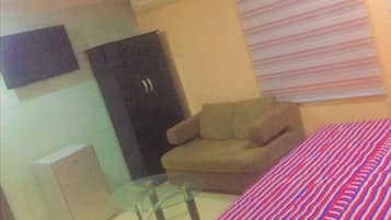 Executive Room | 1 bedroom, Egyptian cotton sheets, premium bedding, memory-foam beds