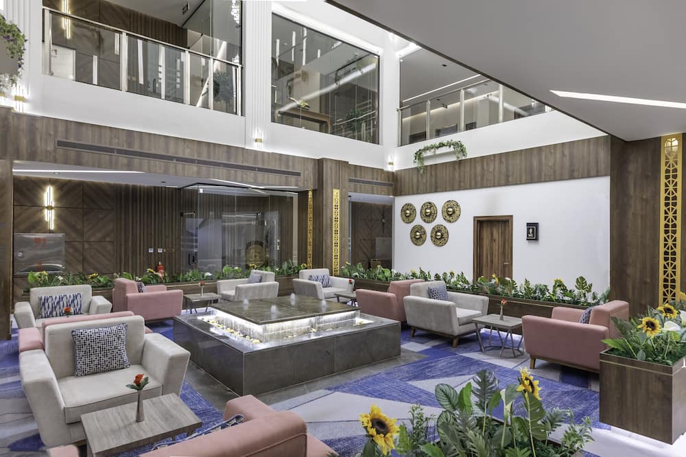 Seven Gardens Hotel