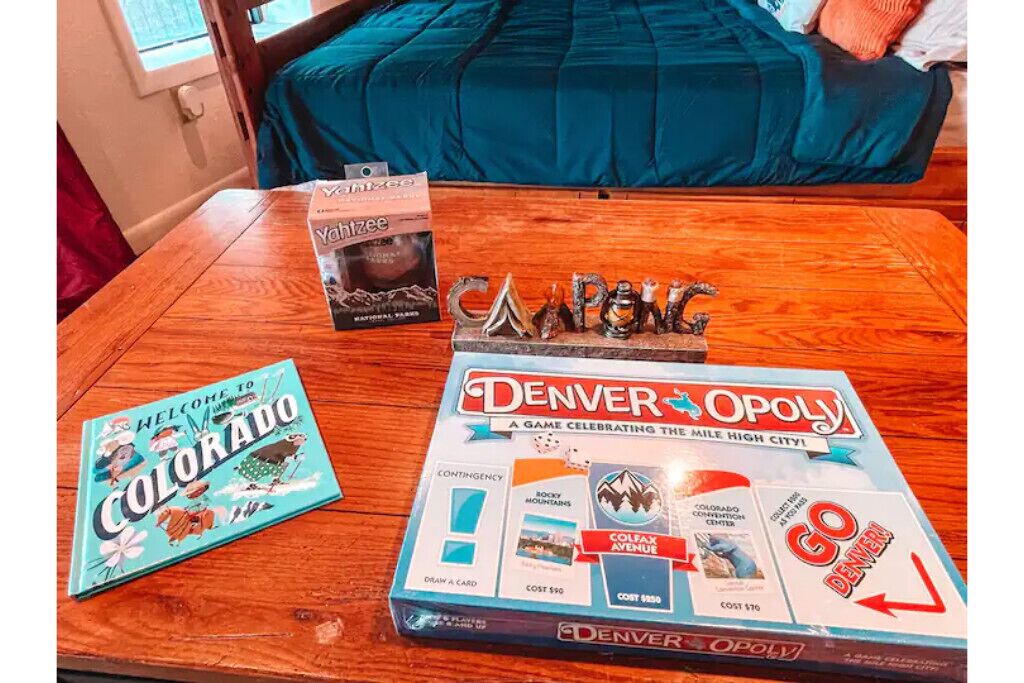 3 Schlafzimmer, Schreibtisch, Bügeleisen/Bügelbrett, Reisekinderbett