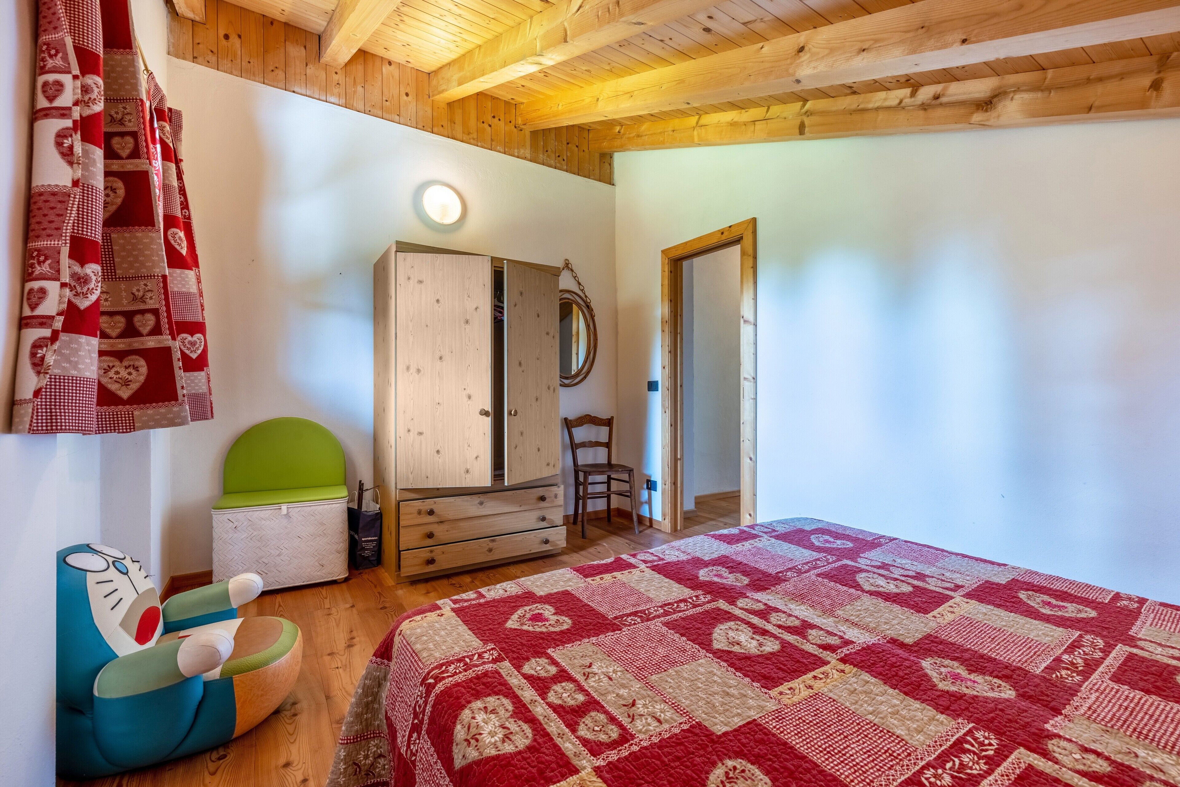 1 habitación y ropa de cama 