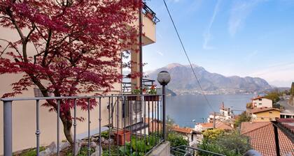 Signorino Lake View Holiday Home: 3 Bedrooms, 2 Bathrooms, Parking, Lake View, Wi-Fi, AC