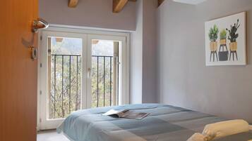 2 bedrooms, free WiFi, bed sheets