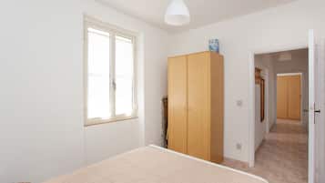 3 Schlafzimmer, Bügeleisen/Bügelbrett, WLAN, Bettwäsche