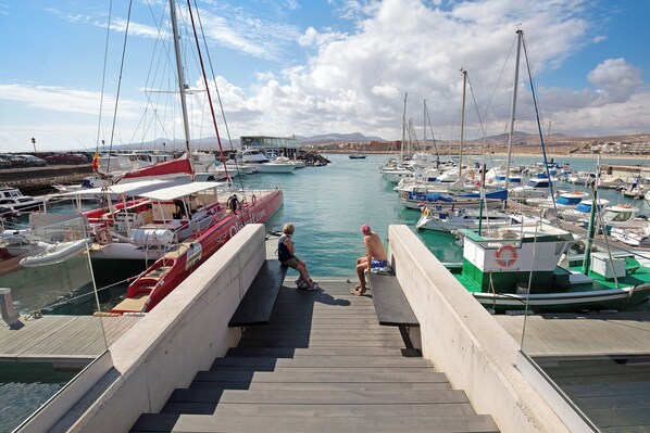 Marina - Vacation Home "La Corte A2" with Mountain View, Private Terrace & Wi-Fi (Antigua)