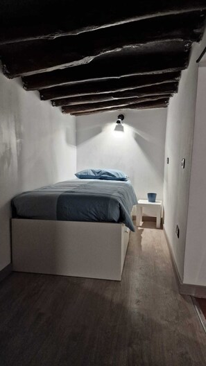 2 室のベッドルーム、WiFi、ベッドシーツ