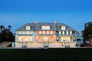 Exterior - Cambridge Reserve by KEES Vacations (Kill Devil Hills)