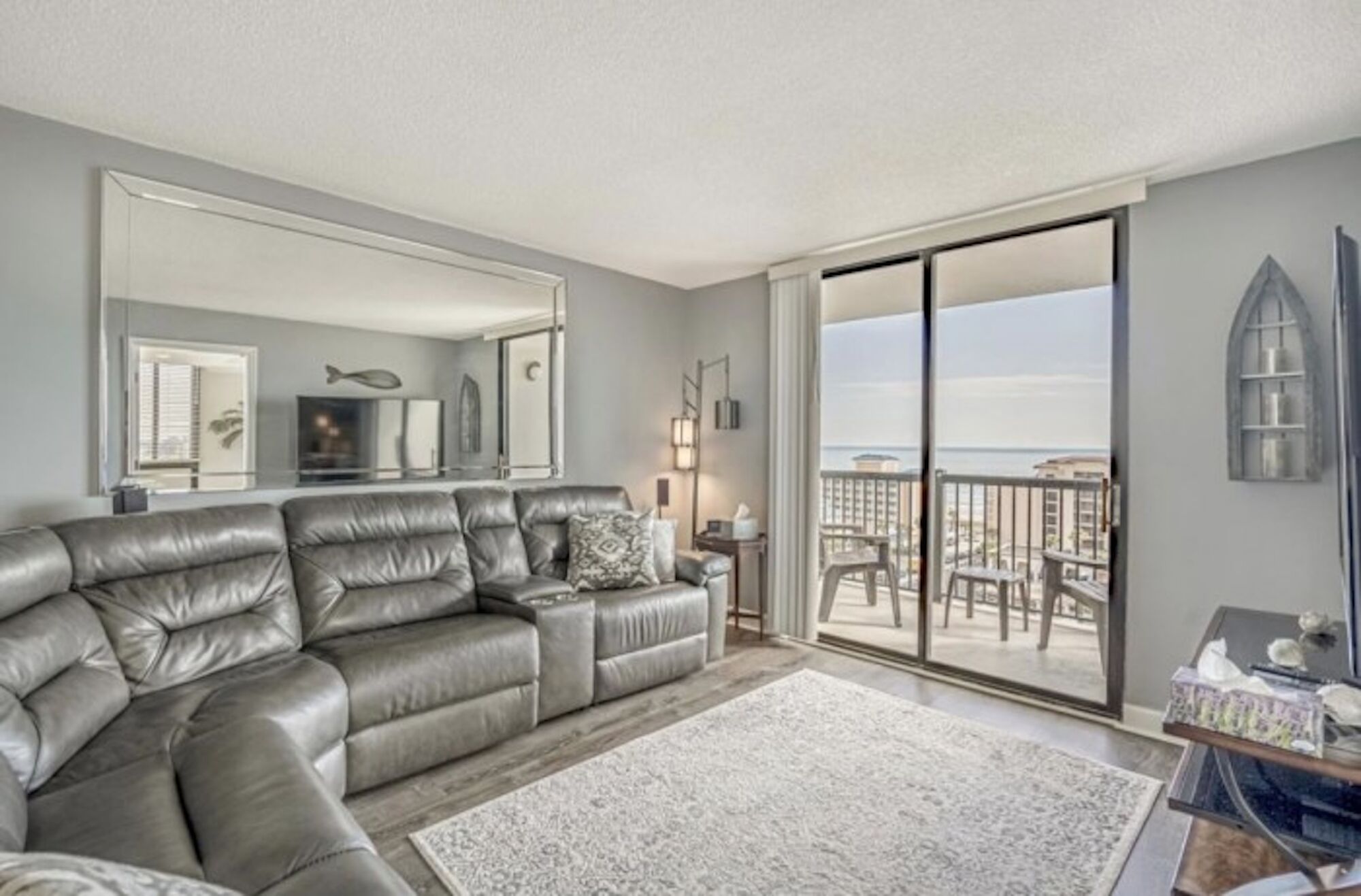 Luxury Unit at Holiday Towers 1103 - Close to Beach