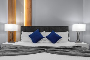 2 bedrooms, iron/ironing board, Internet, bed sheets
